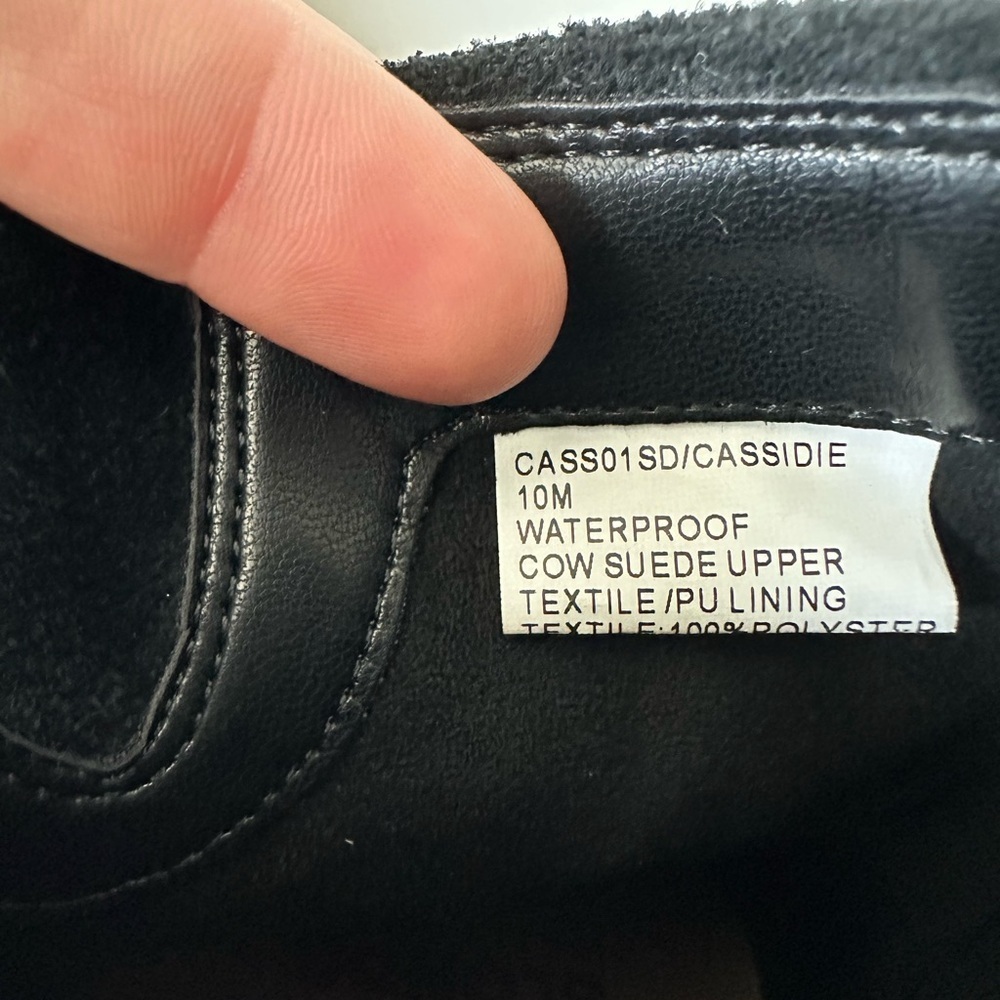 Blondo Black Cassidie Waterproof Suede Low Heel Booties Size 10 - Picture 7 of 8